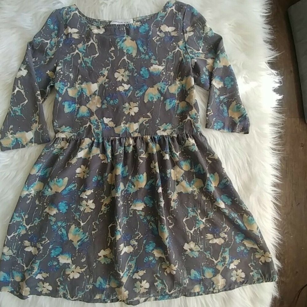 Amour Vert Dress 100% Silk Small Floral
